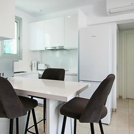Phaedrus Living - Seaside Executive Flat Harbour 204 Apartman Paphos Kültér fotó