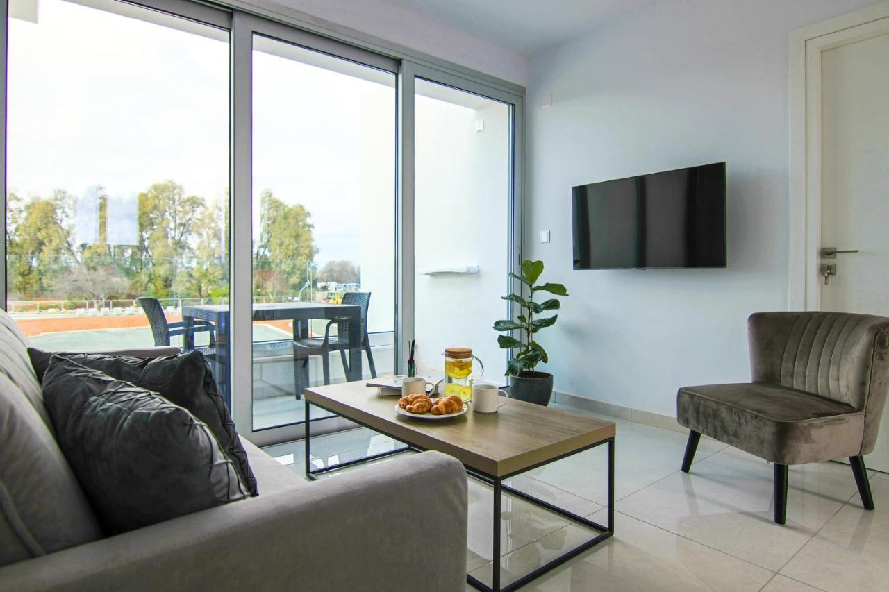 Phaedrus Living - Seaside Executive Flat Harbour 204 Apartman Paphos Kültér fotó