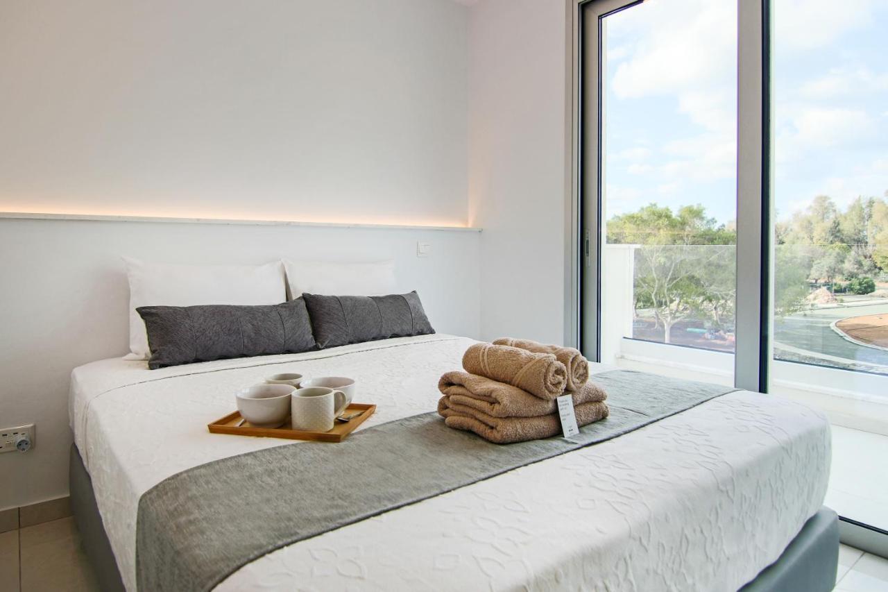Phaedrus Living - Seaside Executive Flat Harbour 204 Apartman Paphos Kültér fotó